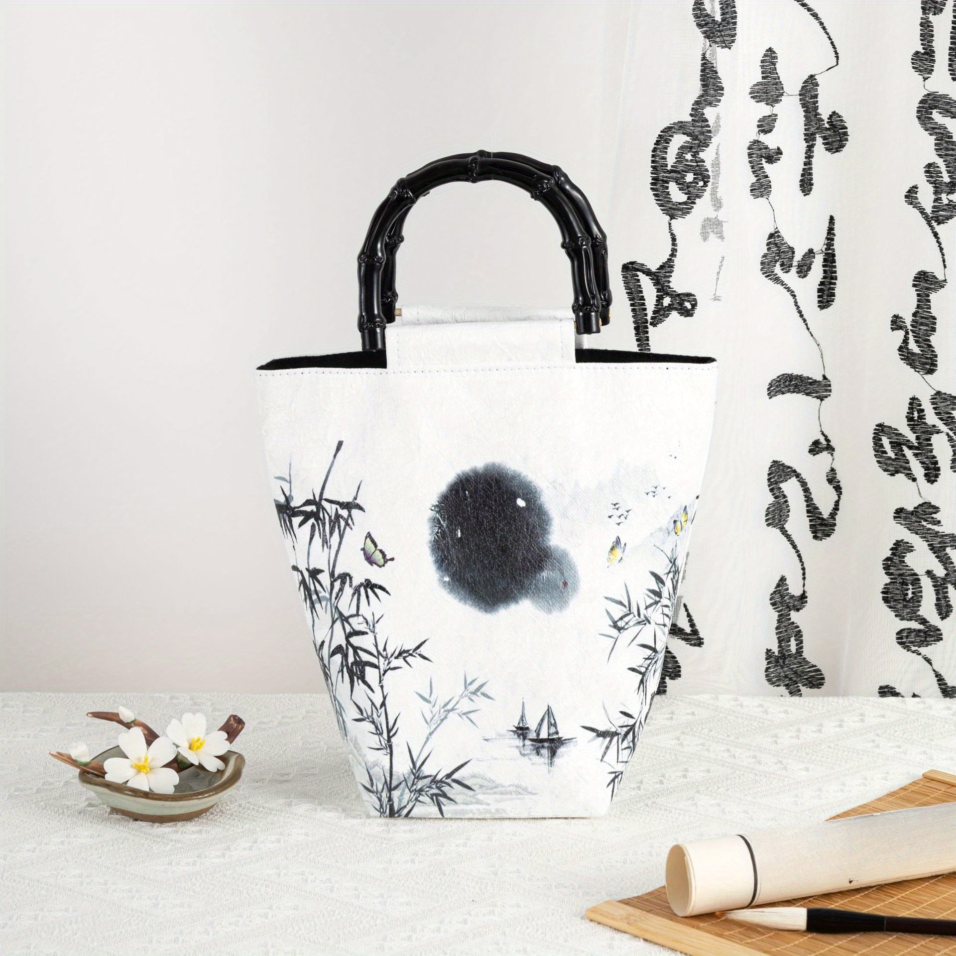 Elegant Bamboo-Handle Tote Bag: A Versatile and Stylish Accessory for Everyday Use Chef's Market