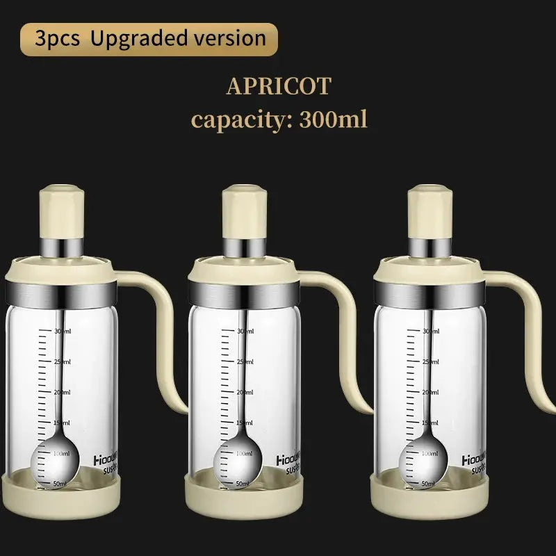 1pc Spice seasoning  bottle  kitchen supplies glass transparent sugar bottle with spoon seasoning bottle Salt and Pepper bottle colegio culinario de morelia