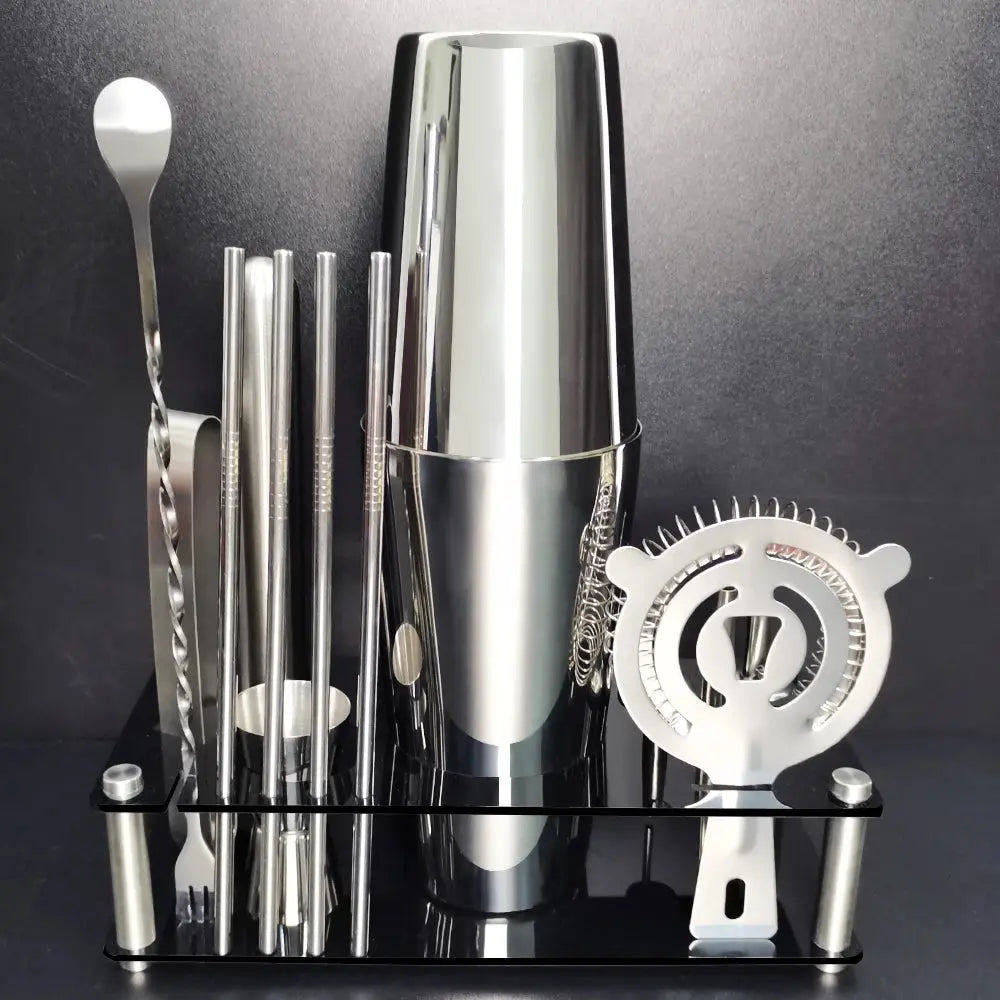13 Piece 750ml 600ml Cocktail Shaker Set Stainless Steel Bar Tools with Black Stand, 750ml Shaker, Jigger, Spoon, Pourers colegio culinario de morelia